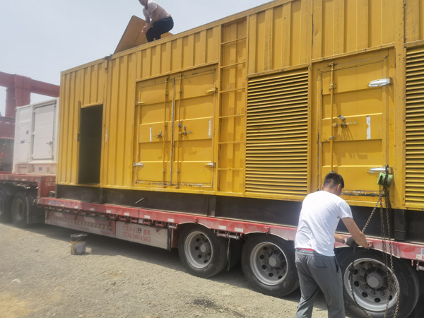 东莞发电机出租100KW发电机需要什么规格的电缆线？