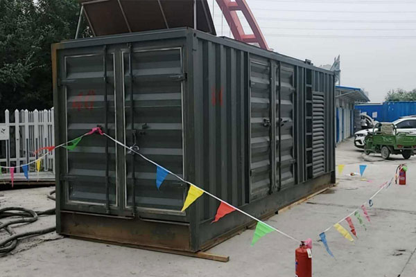 东莞发电机租赁空气滤清器多久更换一次?