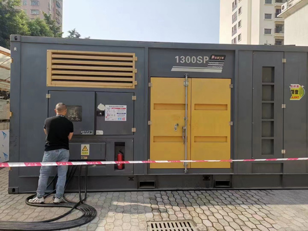东莞500KW发电机组冬季应该配多大的启动电瓶?